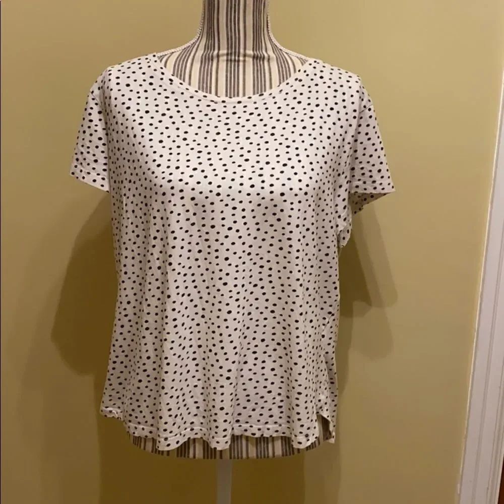❤️3/$20 H & M Short Sleeve Top
